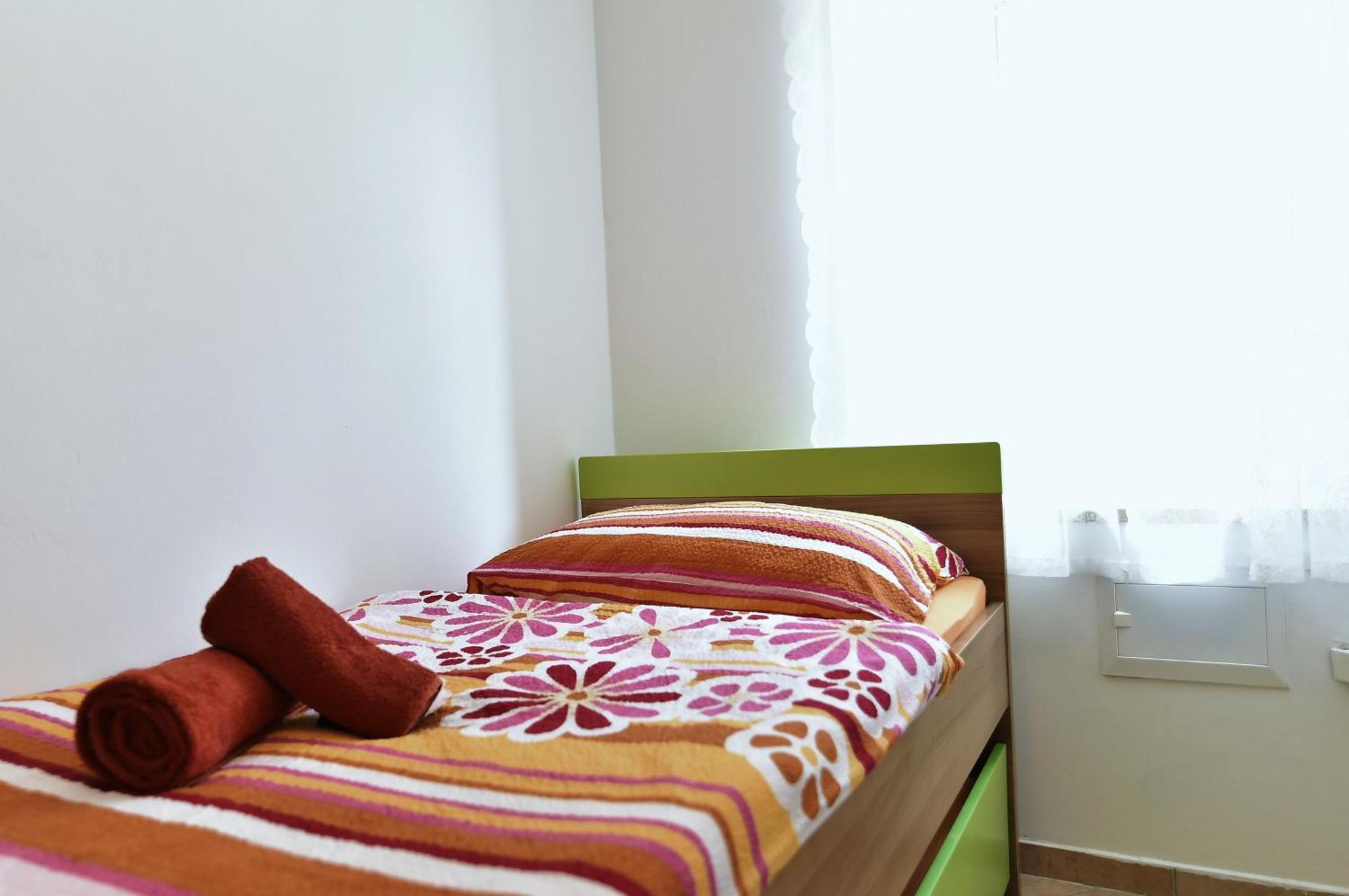 Neven Apartment